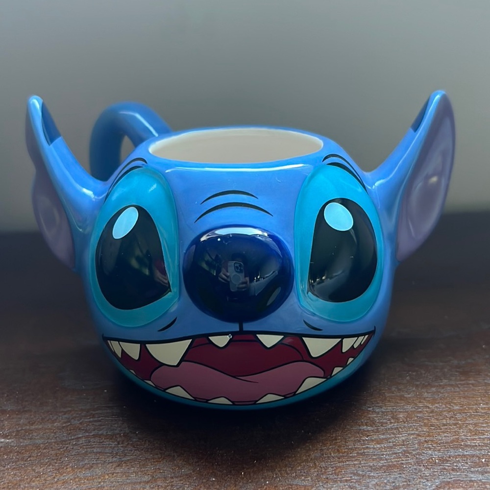 DISNEYS STITCH From” Lilo & Stitch “ Ceramic Mug
